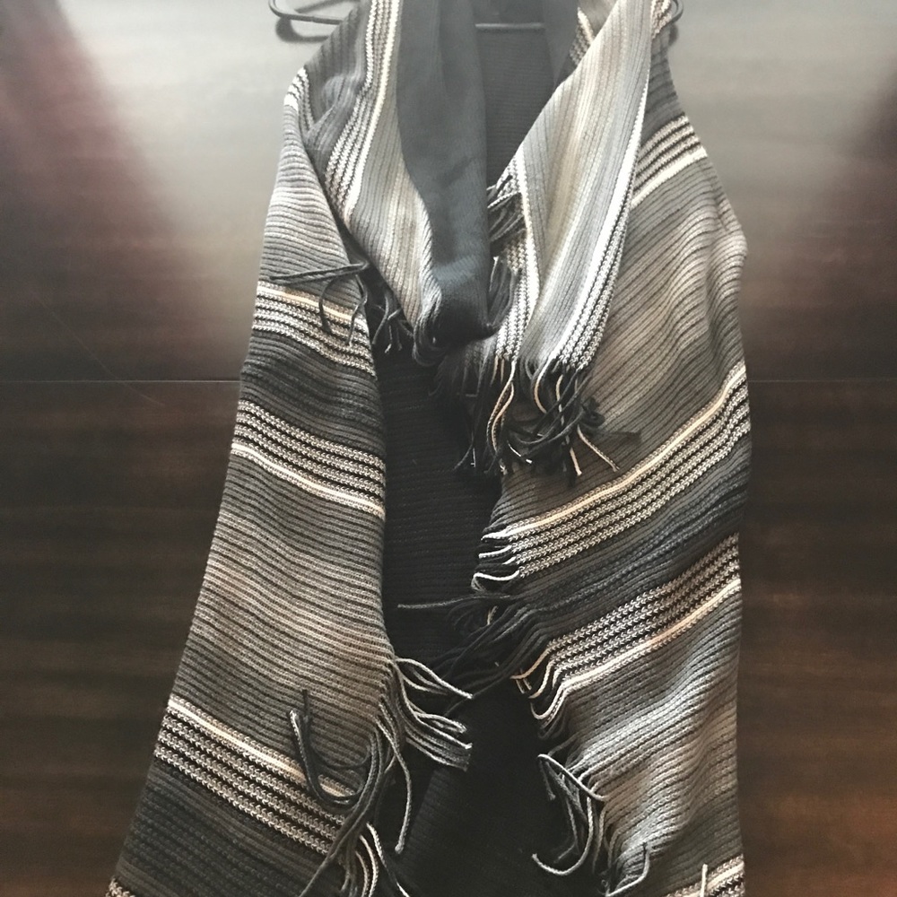 Apt. 9 Vest - Sweater - Calf Length - One Size
